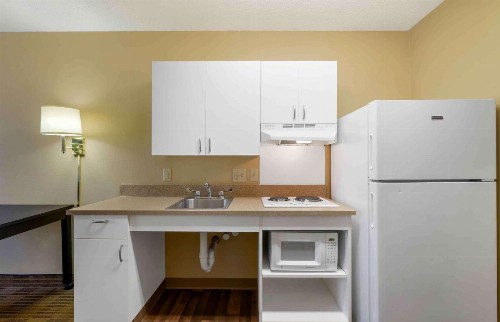 Extended Stay America Suites - Tampa - Airport - Spruce Street - image 14