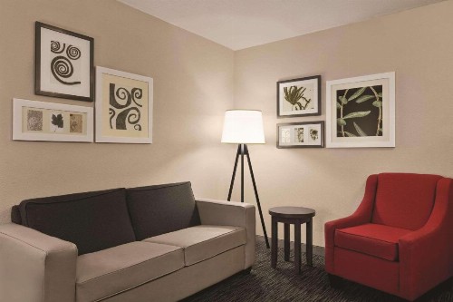 Country Inn & Suites by Radisson Tampa/Brandon FL - image 16