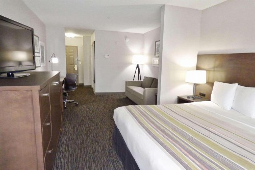Country Inn & Suites by Radisson Tampa/Brandon FL - image 18