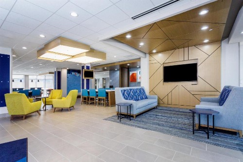 Tampa Airport Inn - image 14