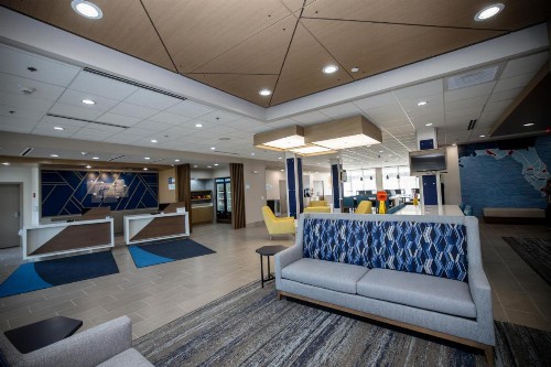 Tampa Airport Inn - image 20