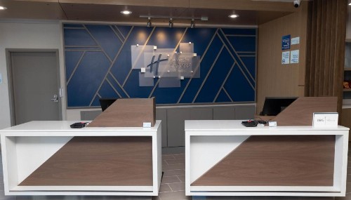 Tampa Airport Inn - image 41