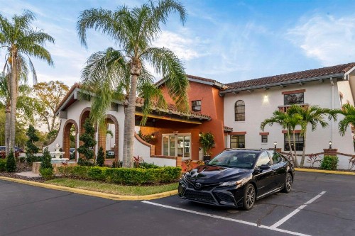 Quality Inn & Suites Tampa - Brandon Near Casino - image 2