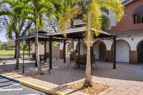 Quality Inn & Suites Tampa - Brandon Near Casino - image 42