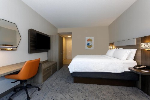 Holiday Inn Express Tampa North Telecom Park an IHG Hotel - image 40