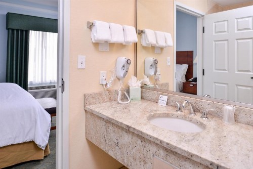 Holiday Inn Express Tampa North Telecom Park an IHG Hotel - image 45