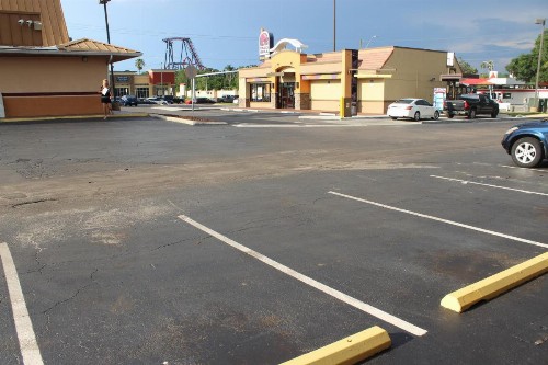 Tampa Inn Near Busch Gardens - image 36