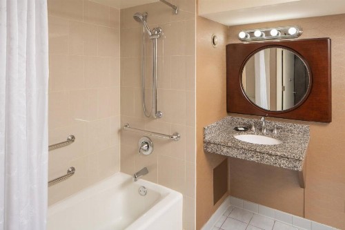 Sheraton Tampa Brandon Hotel - image 24