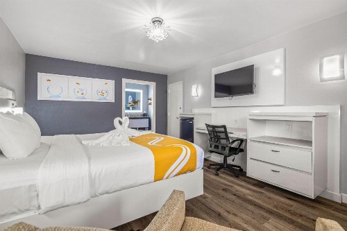 Clarion Inn and Conference Center Tampa-Brandon - image 23