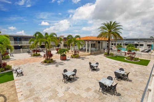 Clarion Inn and Conference Center Tampa-Brandon - image 39