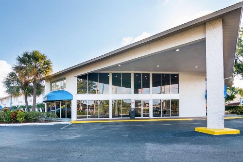 Motel 6-Tampa FL - Fairgrounds - image 12