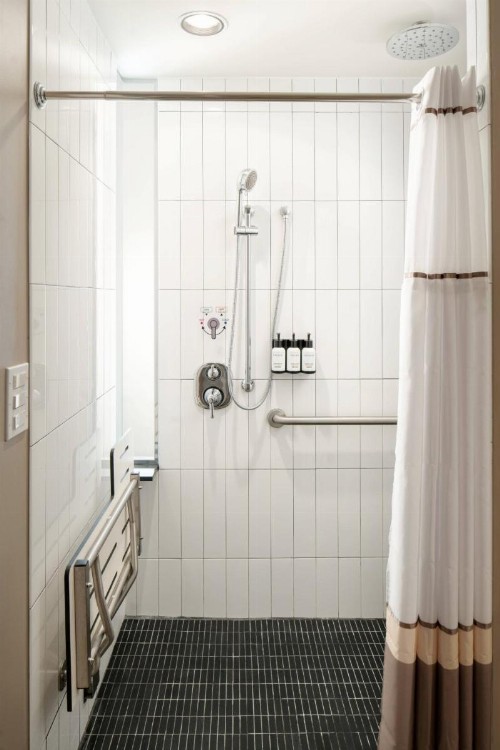 Epicurean Hotel Autograph Collection - image 26