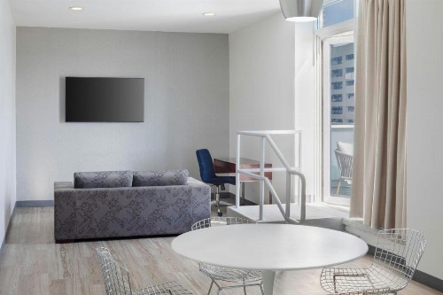 Aloft - Tampa Downtown - image 12