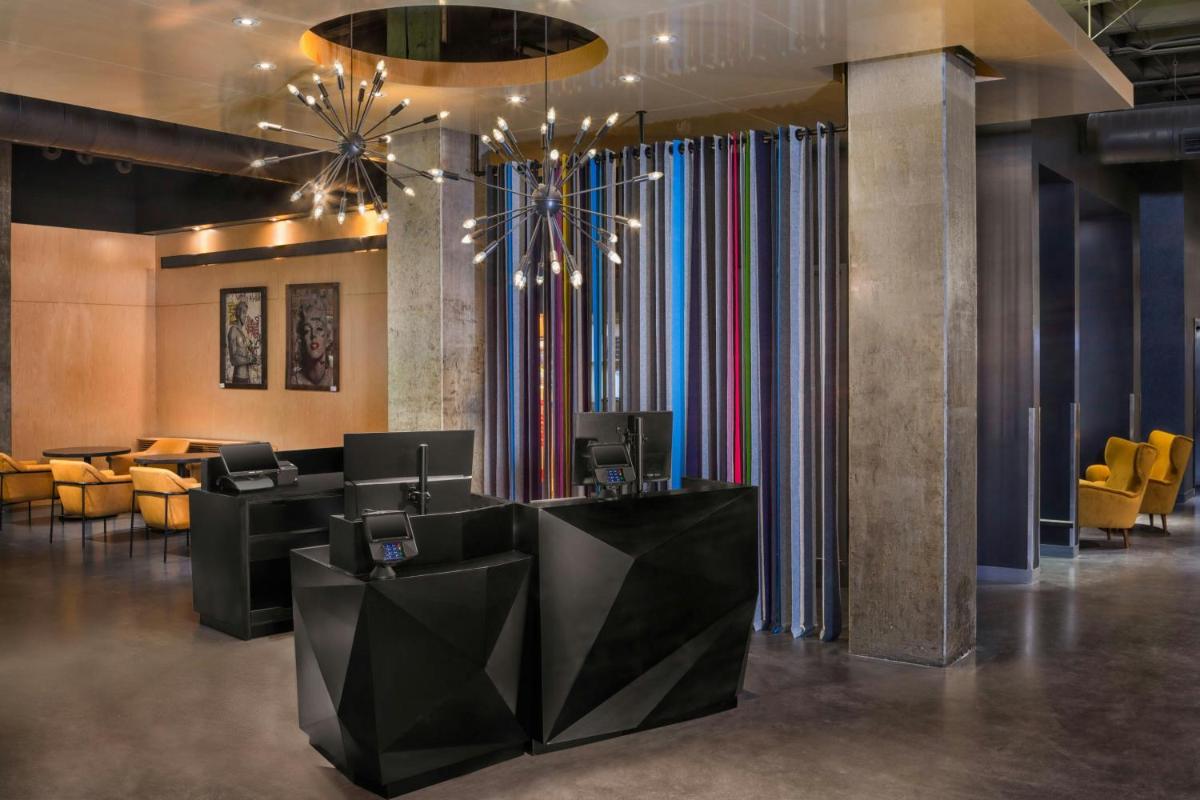 Aloft - Tampa Downtown - image 2