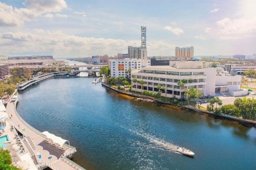 Aloft - Tampa Downtown - image 32