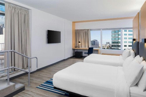 Aloft - Tampa Downtown - image 4