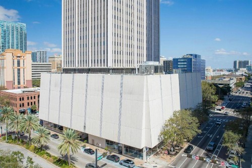 Aloft - Tampa Downtown - image 8