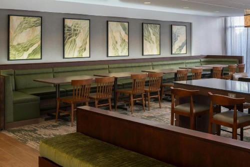 Fairfield Inn & Suites by Marriott Tampa Westshore/Airport - image 23
