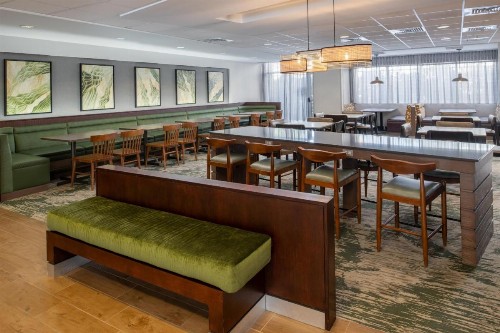 Fairfield Inn & Suites by Marriott Tampa Westshore/Airport - image 4