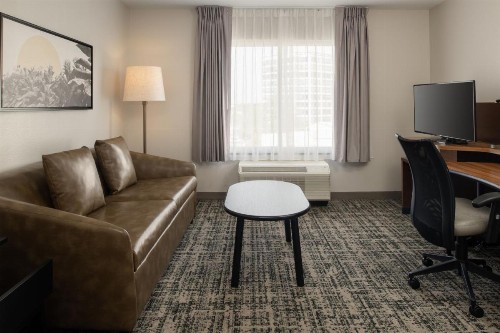 Fairfield Inn & Suites by Marriott Tampa Westshore/Airport - image 47