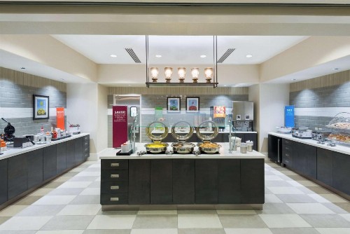 Hampton Inn & Suites Tampa Airport Avion Park Westshore - image 20