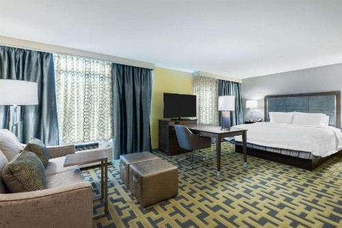 Hampton Inn & Suites Tampa Airport Avion Park Westshore - image 3