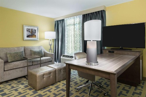 Hampton Inn & Suites Tampa Airport Avion Park Westshore - image 5