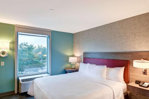 Home2 Suites By Hilton Tampa USF Near Busch Gardens - image 15