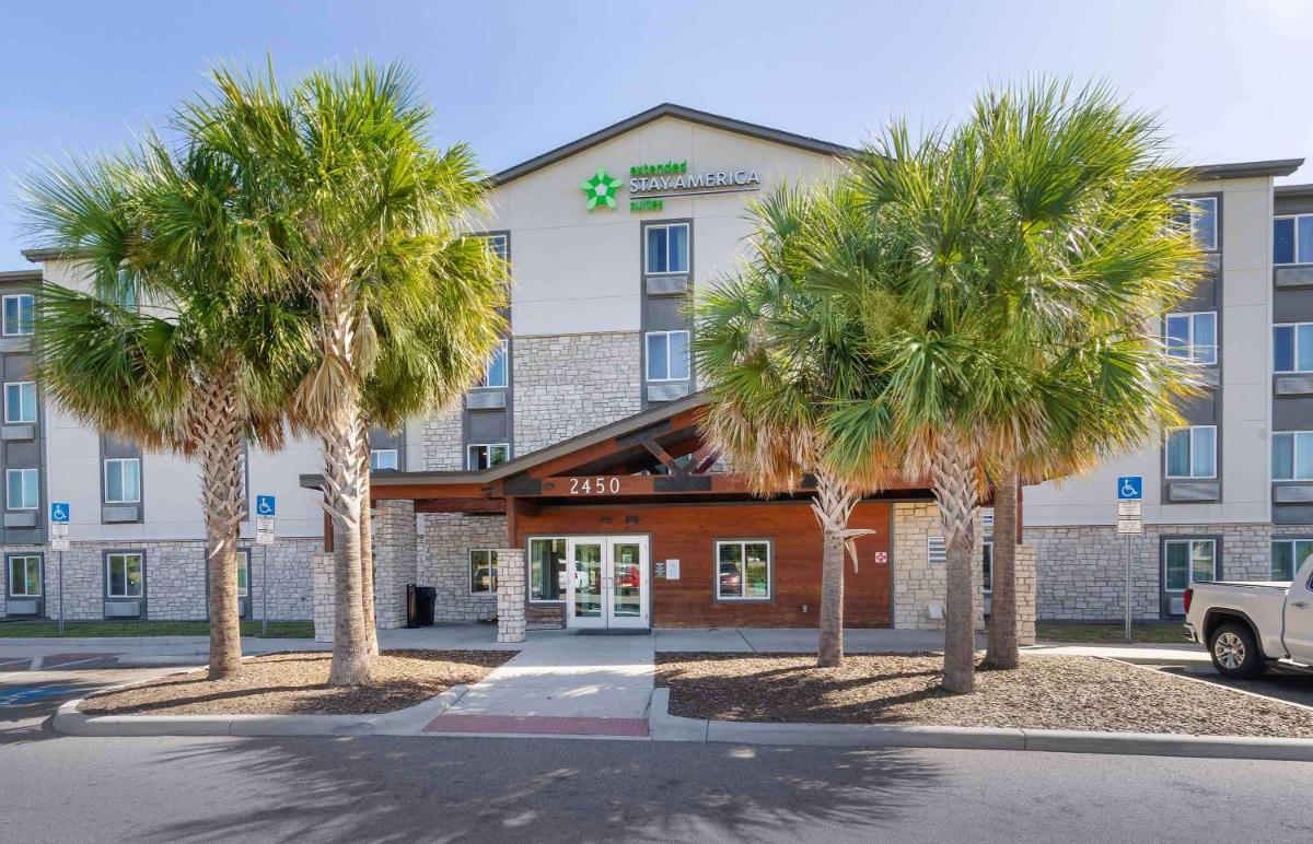 WoodSpring Suites Tampa Brandon - main image
