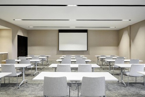 AC Hotel by Marriott Tampa Airport - image 7
