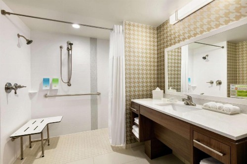 Home2 Suites By Hilton Brandon Tampa - image 5