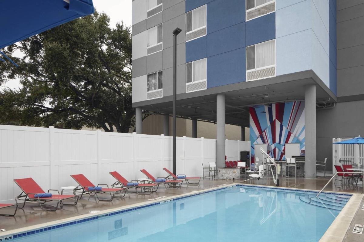 TownePlace Suites by Marriott Tampa South - image 5