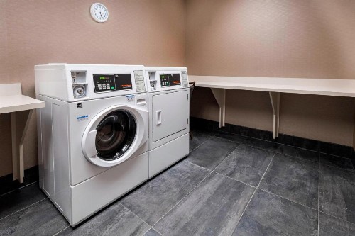 Courtyard by Marriott Tampa Northwest/Veterans Expressway - image 14