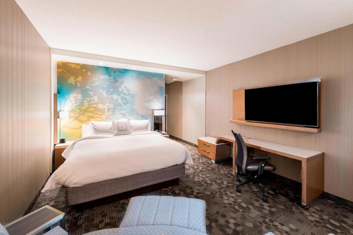 Courtyard by Marriott Tampa Northwest/Veterans Expressway - image 6