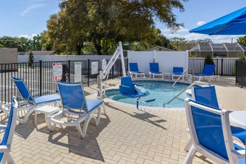 Sleep Inn & Suites Tampa South - image 37