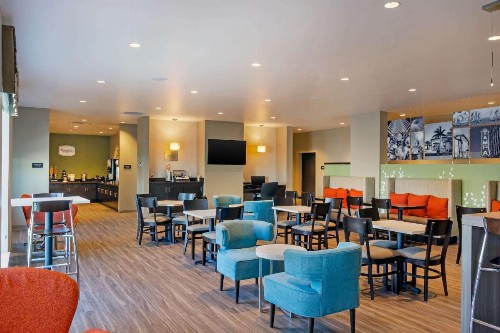 Sleep Inn & Suites Tampa South - image 45