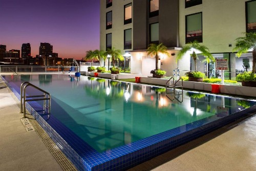 Hampton Inn Tampa Downtown Channel District - image 11