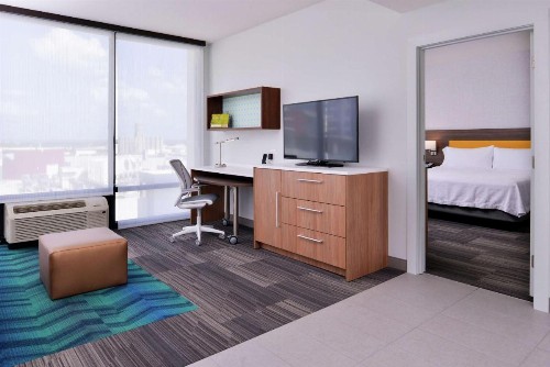 Home2 Suites By Hilton Tampa Downtown Channel District - image 17