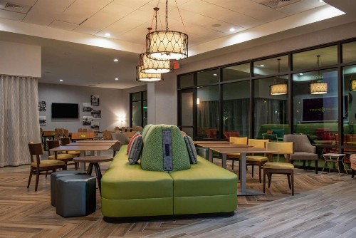 Home2 Suites By Hilton Tampa Downtown Channel District - image 2