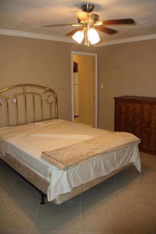 The hip hop hotels - image 12
