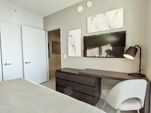 Hollywood Beach House - image 10
