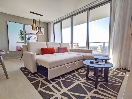 Hollywood Beach House - image 12