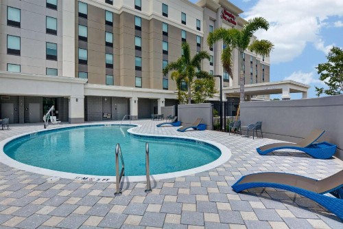 Hampton Inn & Suites Tampa Riverview - image 14
