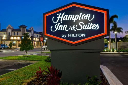 Hampton Inn & Suites Tampa Riverview - image 2