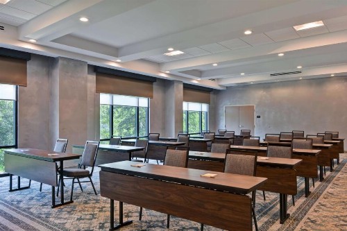 Hampton Inn & Suites Tampa Riverview - image 42