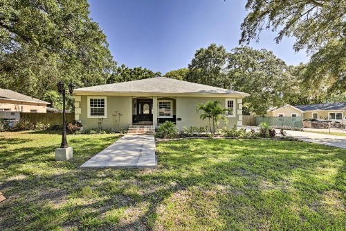 Tampa Oasis with Pool about 7 Mi to Busch Gardens! - image 1