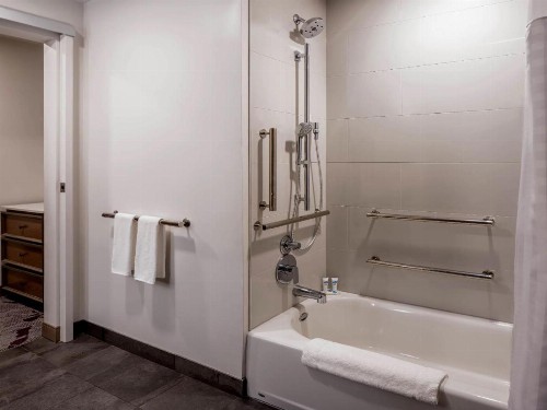 Hyatt House Tampa Downtown - image 41