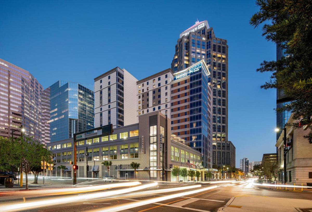 Hyatt House Tampa Downtown - image 7