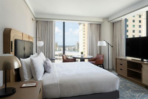 JW Marriott Tampa Water Street - image 10