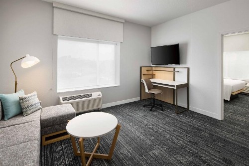TownePlace Suites by Marriott Plant City - image 2